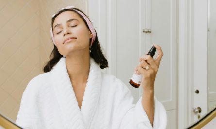 Éblouissez avec élégance grâce à ces astuces beauté