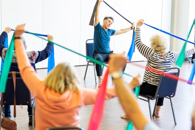 Comment l’activité physique booste l’estime de soi chez les seniors